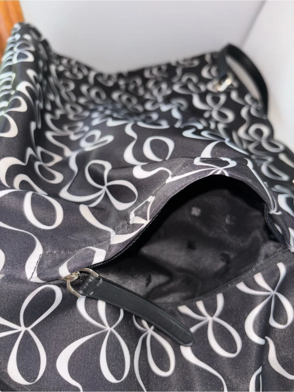 Kate Spade Black and White Bow large Tote